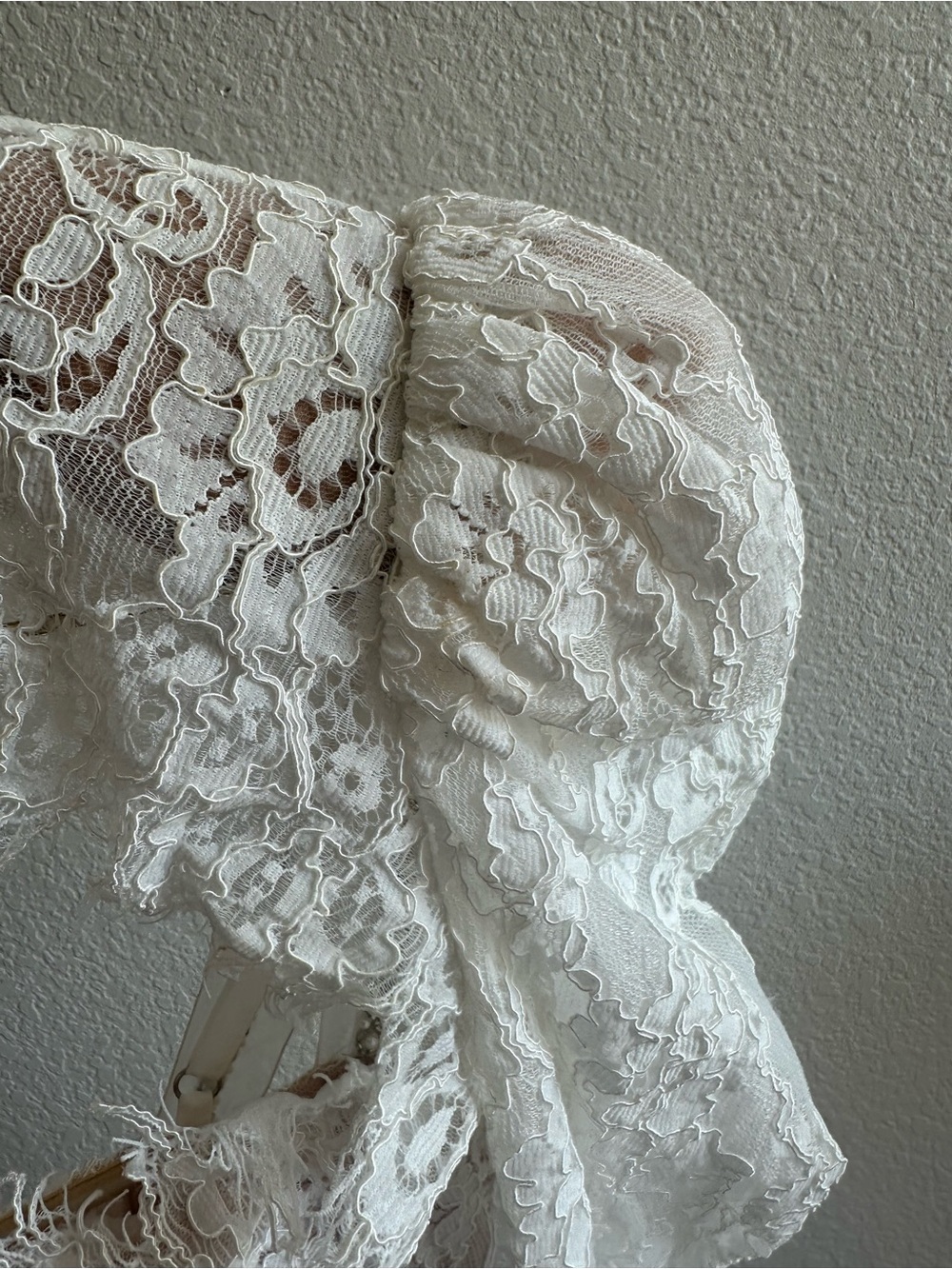 Bronx and Banco Colette Lace Dress and Bolero - Picture 13 of 16
